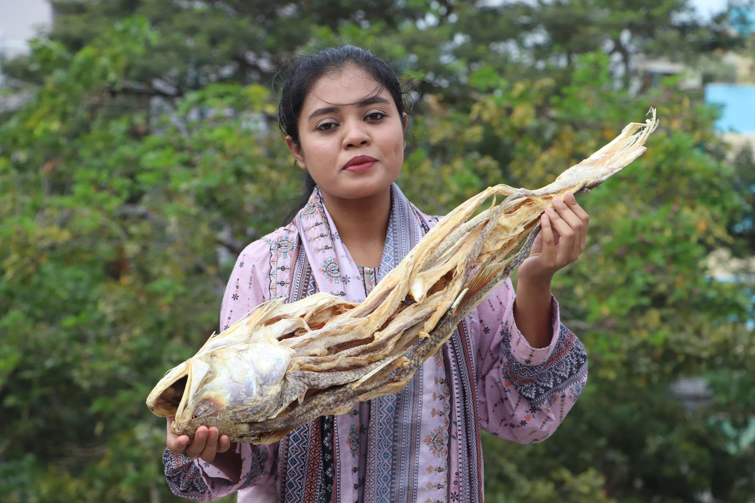ছোট সাইজ লাক্ষা/সেলমন শুটকি – ১০ দাড়ি