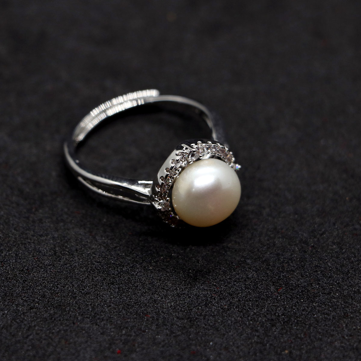 Round Creamish White Pearl Ring, For Jewelry at Rs 700/piece in Pune | ID:  23172503897