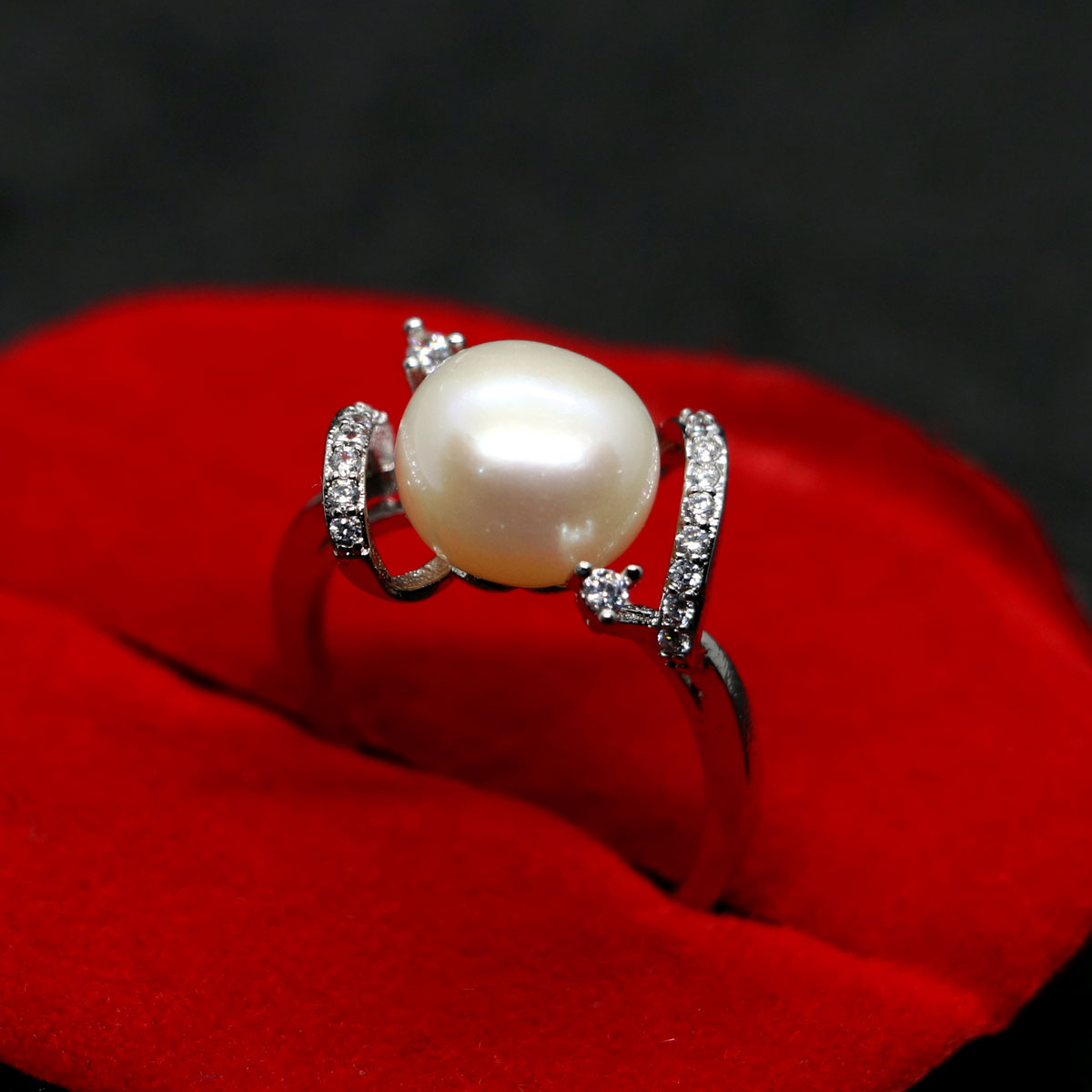 Benefits Of Wearing A Pearl. Read On To Find Out - KalingaTV